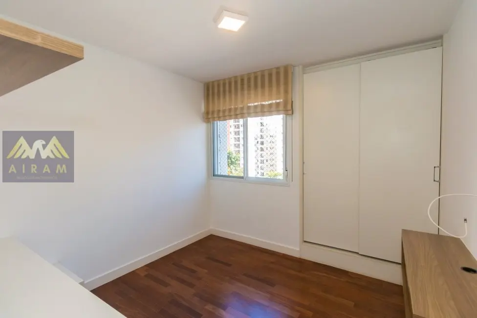 Apartamento com 2 quartos à venda, 89m2 em Vila Nova Conceição, São Paulo - SP - imagem 6 Foto 6 de Apartamento com 2 quartos à venda, 89m2 em Vila Nova Conceição, São Paulo - SP