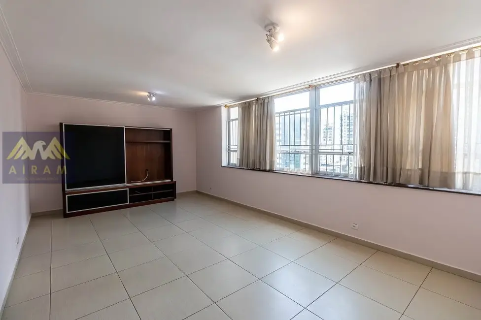 Foto 3 de Apartamento com 2 quartos à venda, 103m2 em Itaim Bibi, São Paulo - SP