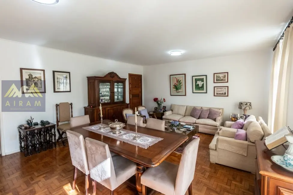 Apartamento com 3 quartos à venda, 126m2 em Bela Vista, São Paulo - SP - imagem 4 Foto 4 de Apartamento com 3 quartos à venda, 126m2 em Bela Vista, São Paulo - SP