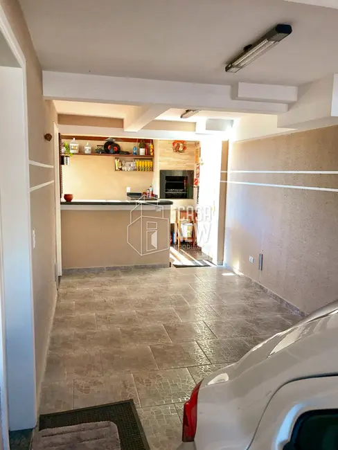 Foto 4 de Sobrado com 4 quartos à venda, 147m2 em Bacacheri, Curitiba - PR