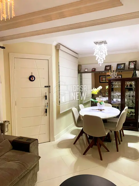 Foto 7 de Sobrado com 4 quartos à venda, 147m2 em Bacacheri, Curitiba - PR