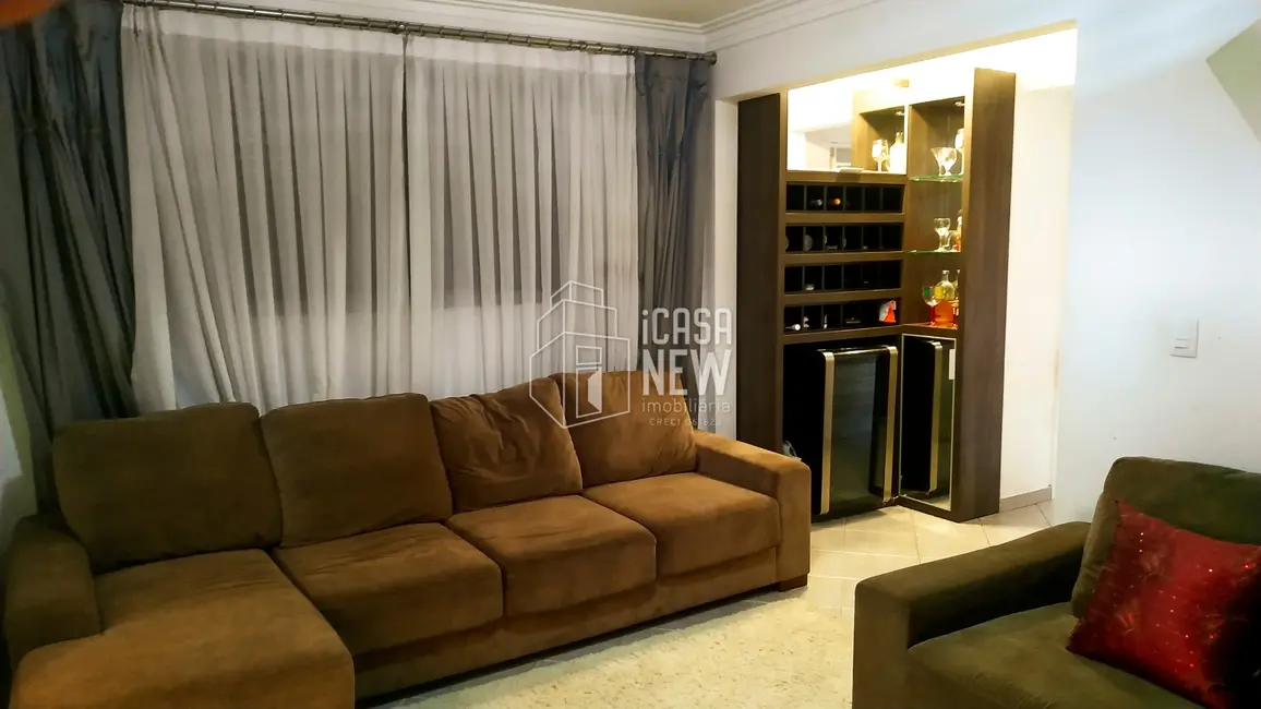 Foto 3 de Sobrado com 3 quartos à venda, 117m2 em Bacacheri, Curitiba - PR
