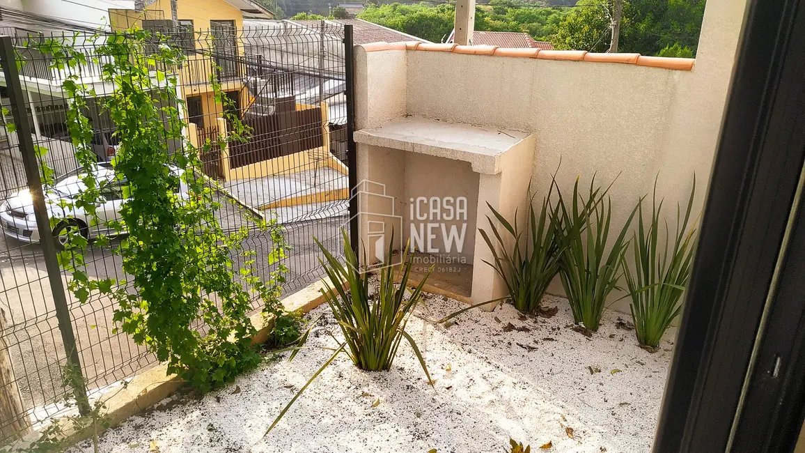Sobrado com 2 quartos à venda, 65m2 em Pilarzinho, Curitiba - PR - imagem 8 Foto 8 de Sobrado com 2 quartos à venda, 65m2 em Pilarzinho, Curitiba - PR