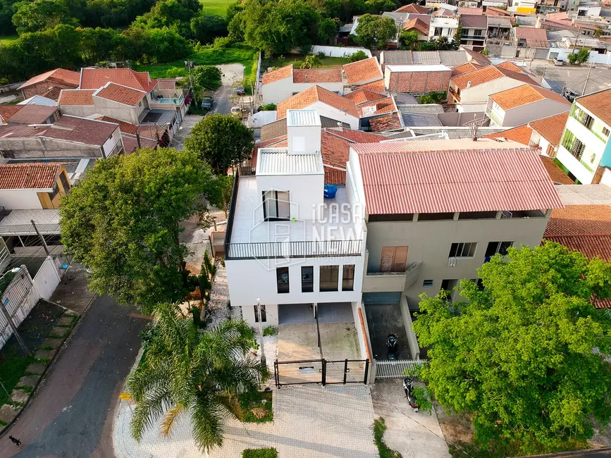 Foto 2 de Sobrado com 2 quartos à venda, 65m2 em Pilarzinho, Curitiba - PR