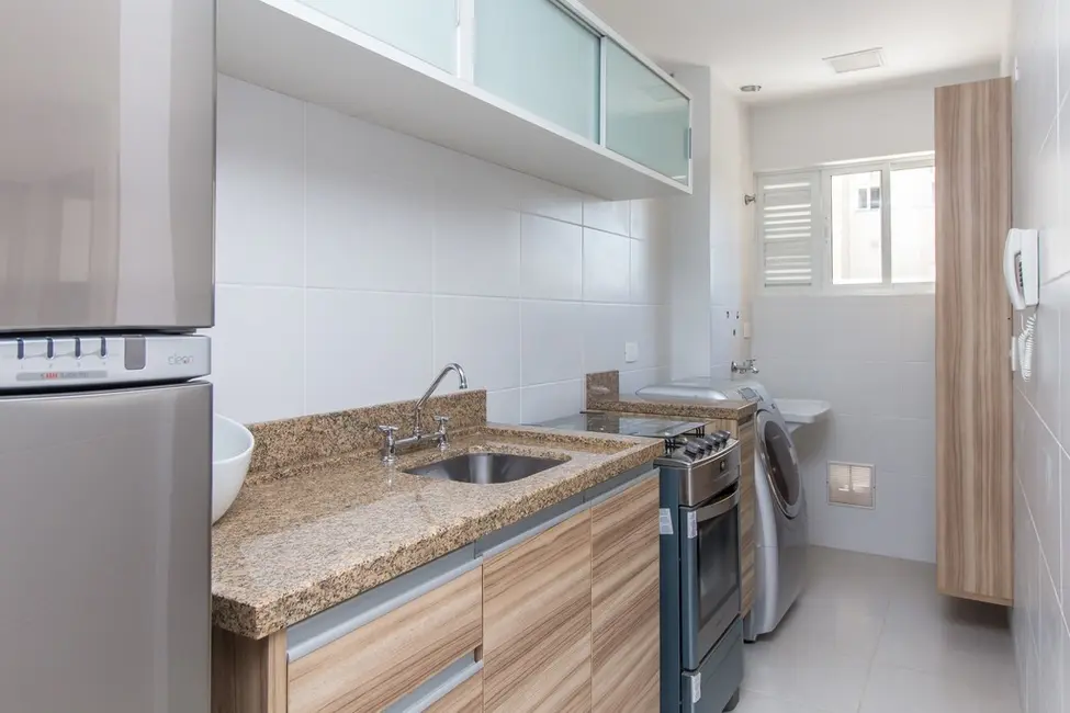 Foto 5 de Apartamento com 2 quartos à venda, 56m2 em Hauer, Curitiba - PR