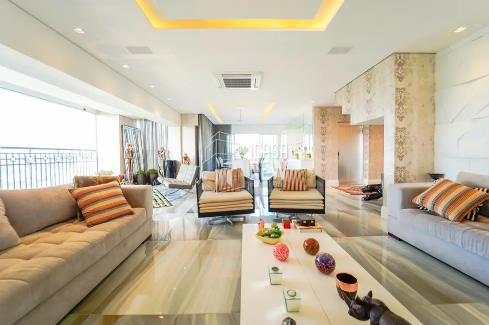 Foto 4 de Apartamento com 3 quartos à venda, 308m2 em Curitiba - PR