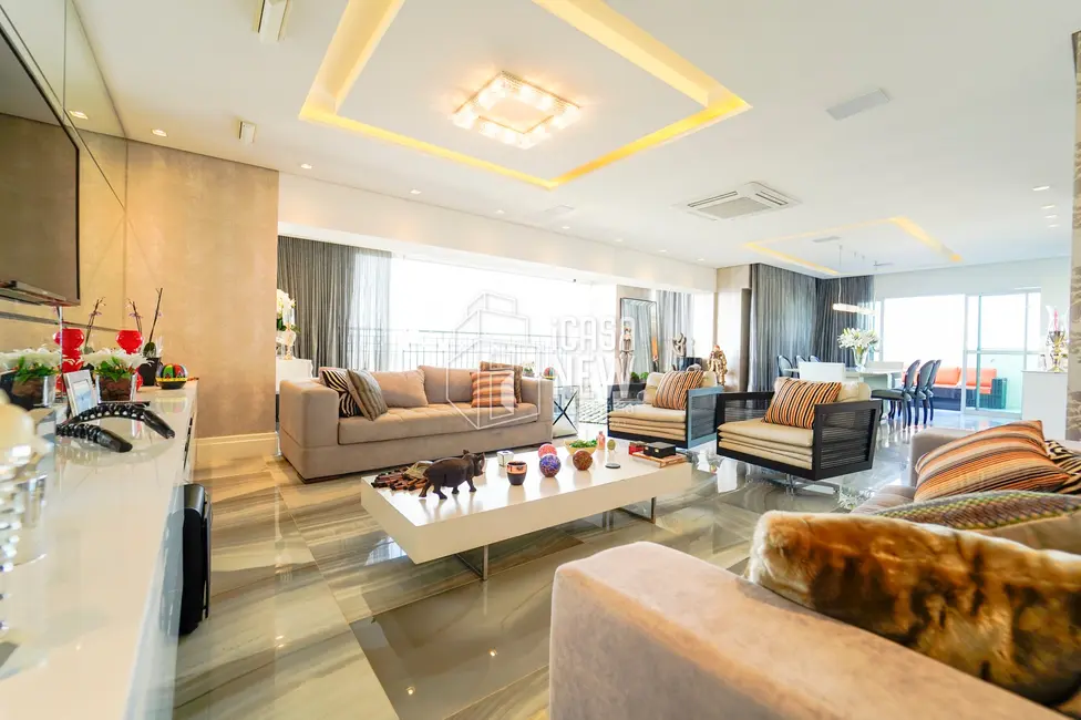 Foto 2 de Apartamento com 3 quartos à venda, 308m2 em Curitiba - PR