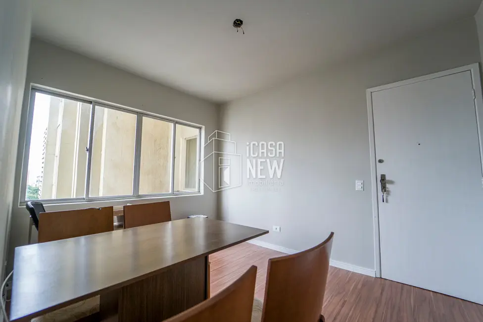Apartamento com 1 quarto à venda, 35m2 em Centro, Curitiba - PR - imagem 8 Foto 8 de Apartamento com 1 quarto à venda, 35m2 em Centro, Curitiba - PR