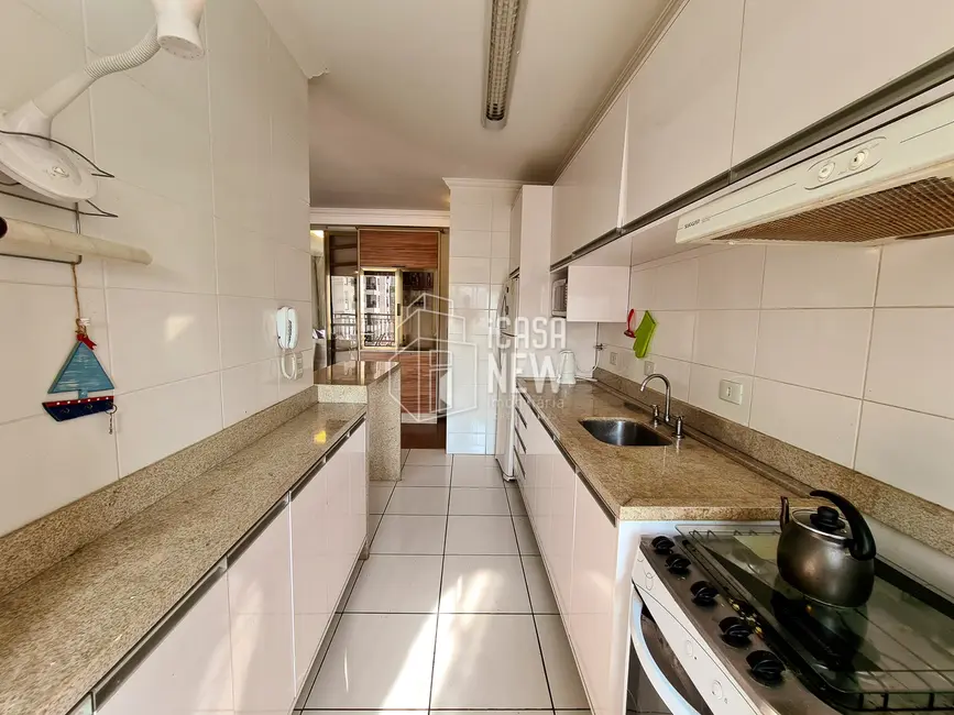 Foto 9 de Apartamento com 2 quartos à venda, 74m2 em Água Verde, Curitiba - PR