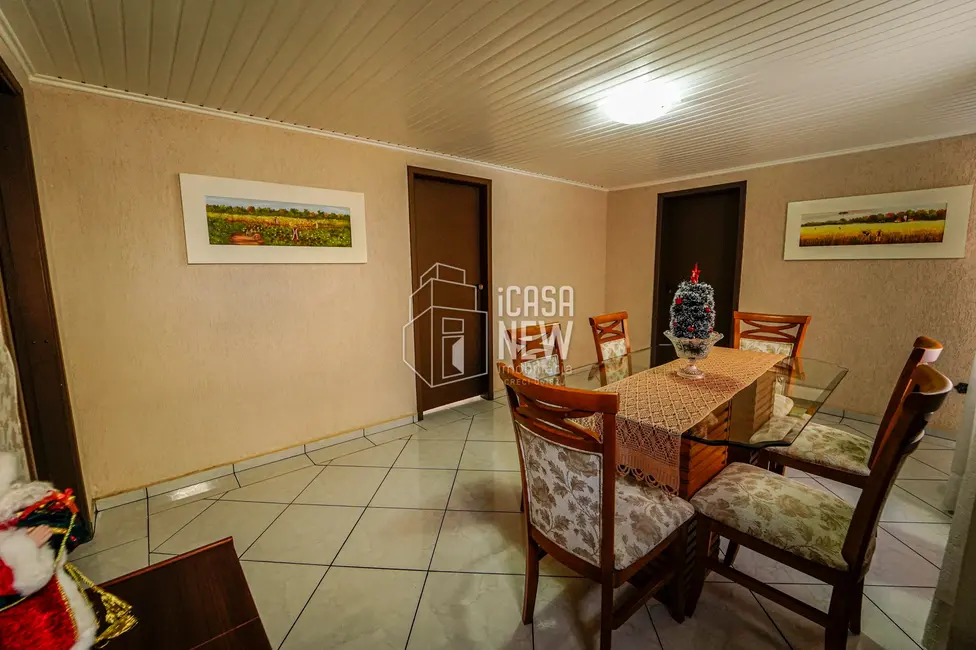 Casa com 4 quartos à venda, 462m2 em Guaíra, Curitiba - PR - imagem 7 Foto 7 de Casa com 4 quartos à venda, 462m2 em Guaíra, Curitiba - PR