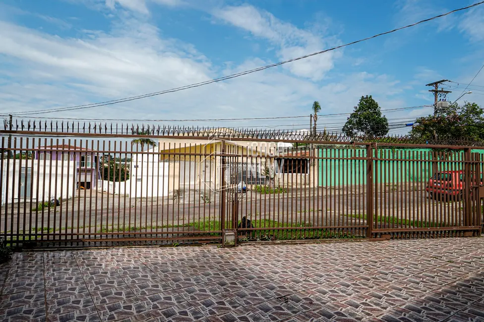 Casa com 4 quartos à venda, 462m2 em Guaíra, Curitiba - PR - imagem 4 Foto 4 de Casa com 4 quartos à venda, 462m2 em Guaíra, Curitiba - PR