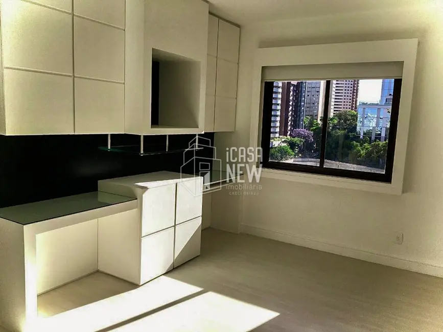 Foto 5 de Apartamento com 3 quartos à venda, 140m2 em Água Verde, Curitiba - PR