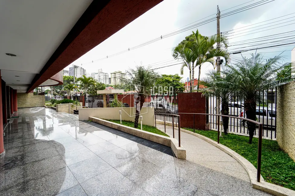 Apartamento com 2 quartos à venda, 163m2 em Água Verde, Curitiba - PR - imagem 4 Foto 4 de Apartamento com 2 quartos à venda, 163m2 em Água Verde, Curitiba - PR