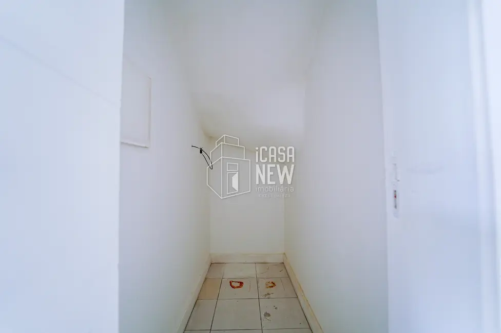 Sobrado com 3 quartos à venda, 171m2 em Boqueirão, Curitiba - PR - imagem 6 Foto 6 de Sobrado com 3 quartos à venda, 171m2 em Boqueirão, Curitiba - PR