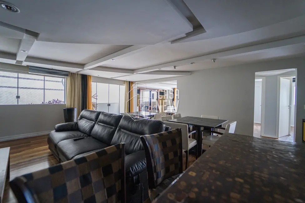 Foto 4 de Apartamento com 3 quartos à venda, 175m2 em Batel, Curitiba - PR