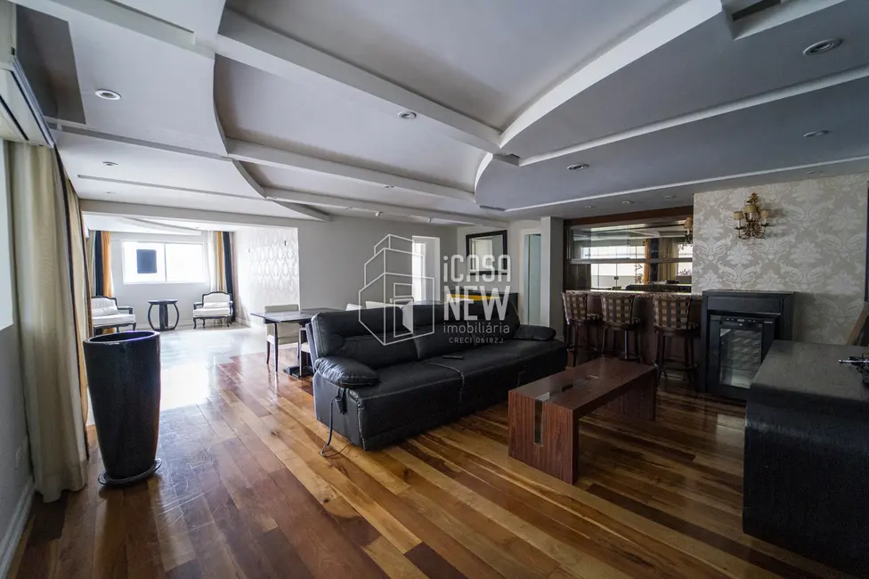 Foto 1 de Apartamento com 3 quartos à venda, 175m2 em Batel, Curitiba - PR