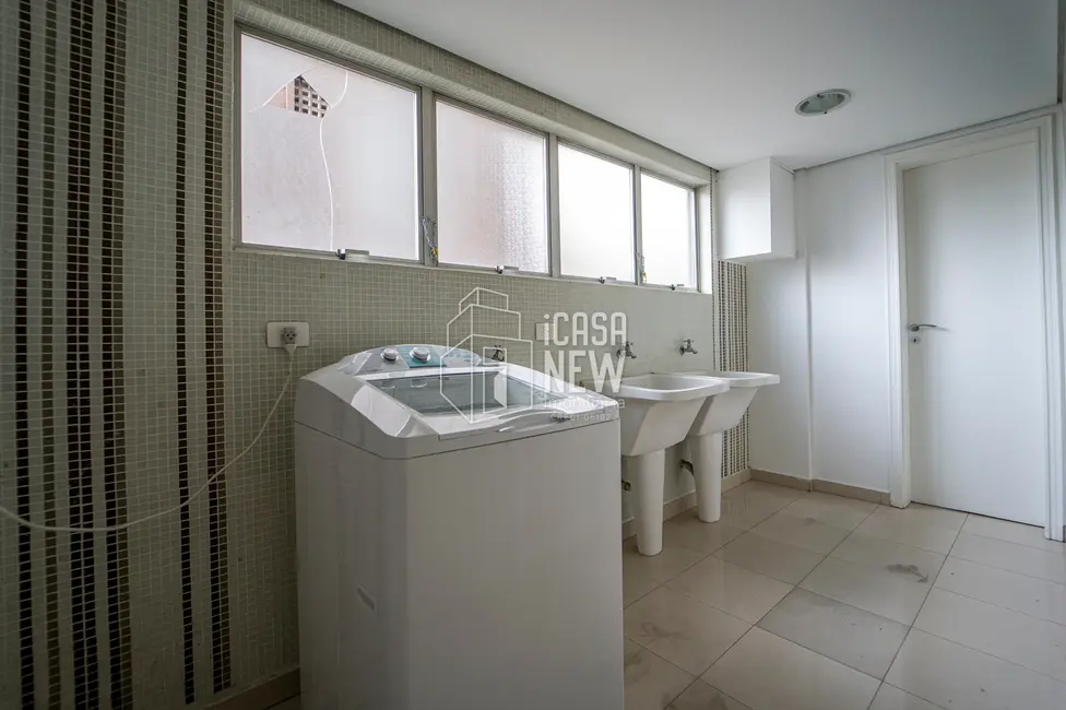 Foto 9 de Apartamento com 3 quartos à venda, 175m2 em Batel, Curitiba - PR