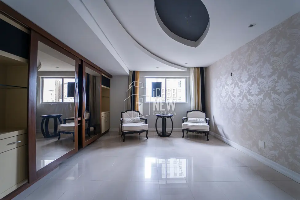 Foto 6 de Apartamento com 3 quartos à venda, 175m2 em Batel, Curitiba - PR