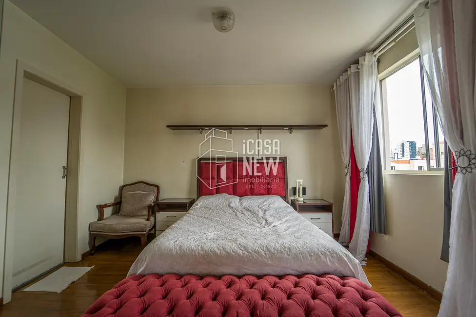 Foto 8 de Apartamento com 3 quartos à venda, 230m2 em Água Verde, Curitiba - PR