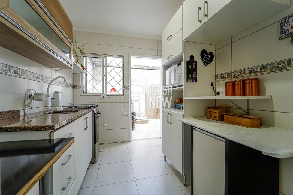 Casa de Condomínio com 4 quartos à venda, 86m2 em Pinhais - PR - imagem 6 Foto 6 de Casa de Condomínio com 4 quartos à venda, 86m2 em Pinhais - PR