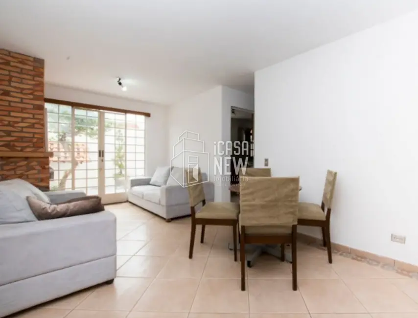 Foto 2 de Casa de Condomínio com 3 quartos à venda, 150m2 em Santa Felicidade, Curitiba - PR