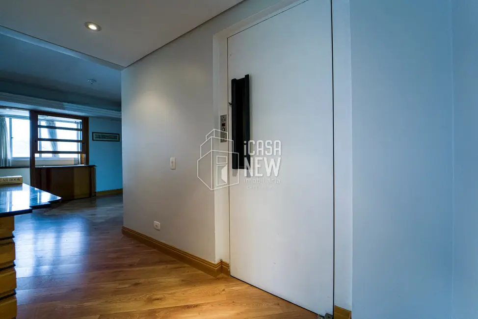 Foto 2 de Apartamento com 5 quartos à venda, 187m2 em Bigorrilho, Curitiba - PR