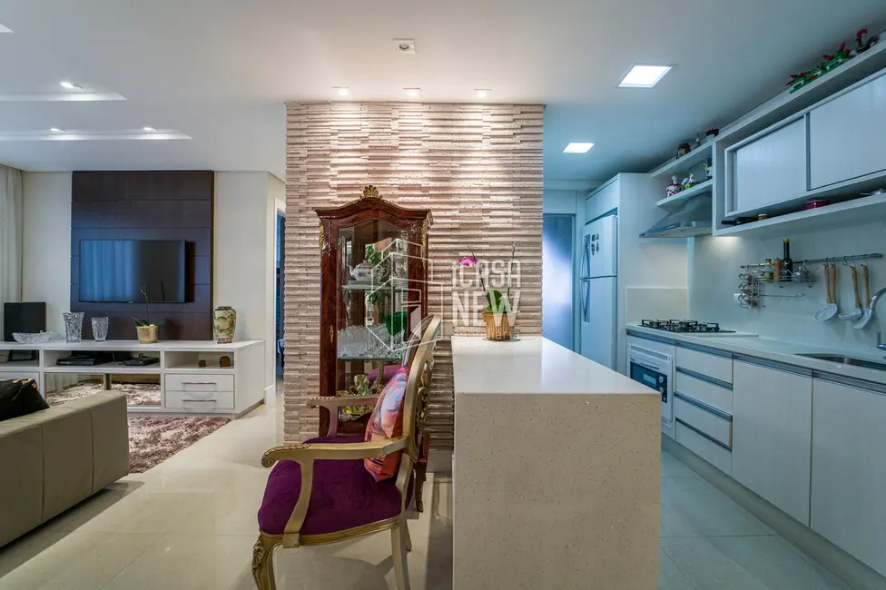 Apartamento com 3 quartos à venda, 64m2 em Santa Quitéria, Curitiba - PR - imagem 4 Foto 4 de Apartamento com 3 quartos à venda, 64m2 em Santa Quitéria, Curitiba - PR