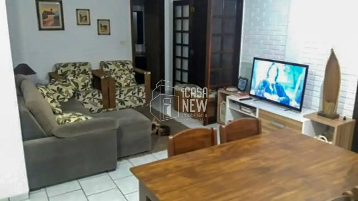 Foto 4 de Casa com 4 quartos à venda, 209m2 em Guaratuba - PR