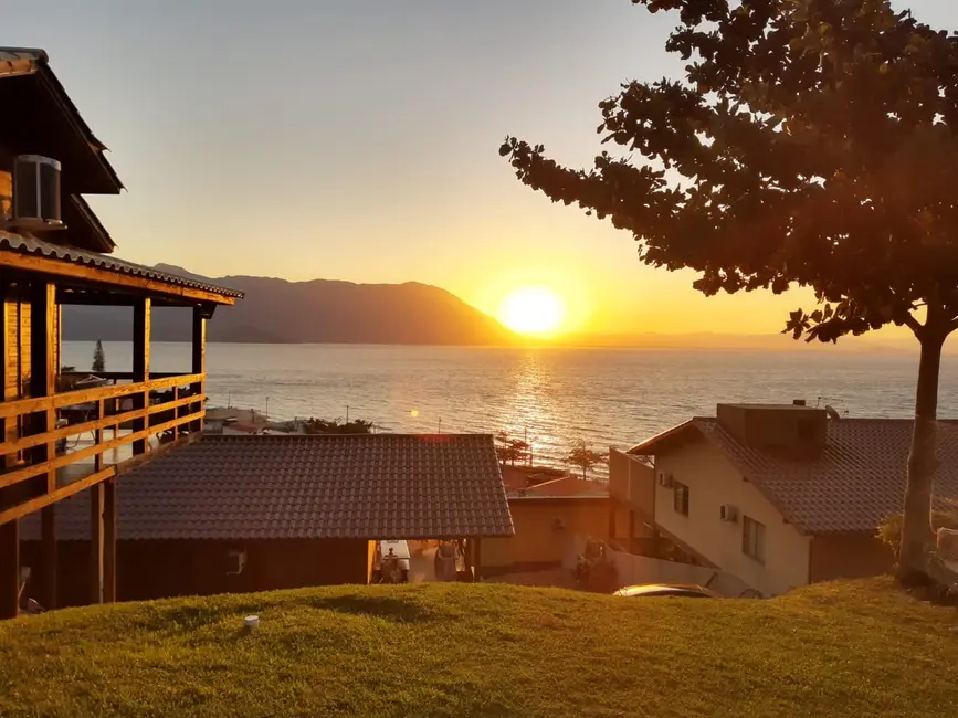 Foto 2 de Casa com 5 quartos à venda, 300m2 em Ribeirão da Ilha, Florianopolis - SC