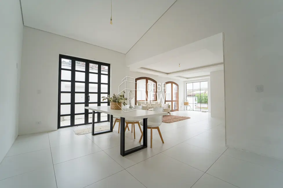 Foto 7 de Sobrado com 4 quartos à venda, 220m2 em Seminário, Curitiba - PR