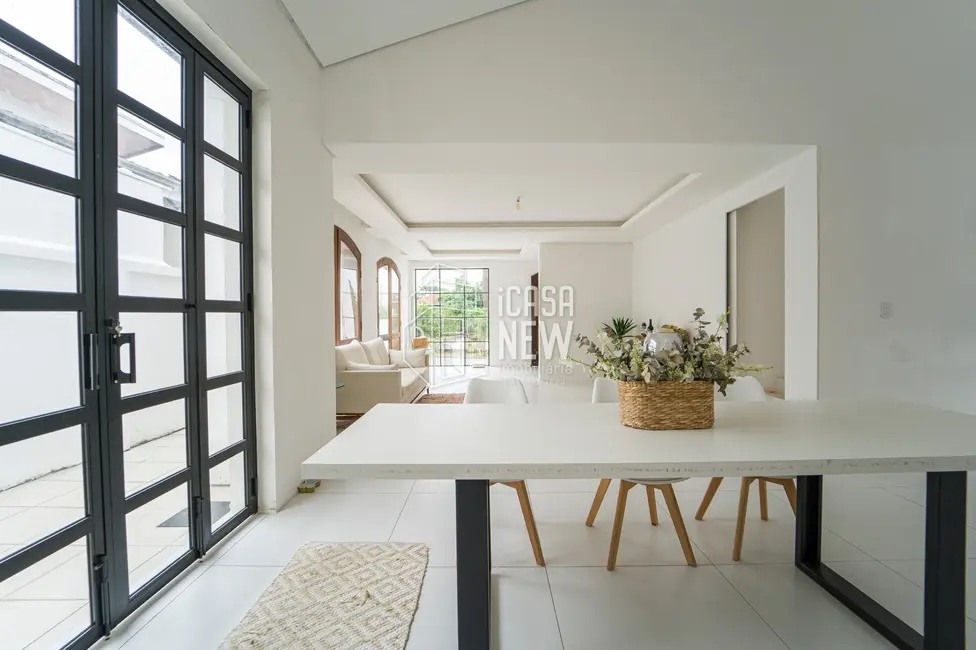 Foto 4 de Sobrado com 4 quartos à venda, 220m2 em Seminário, Curitiba - PR
