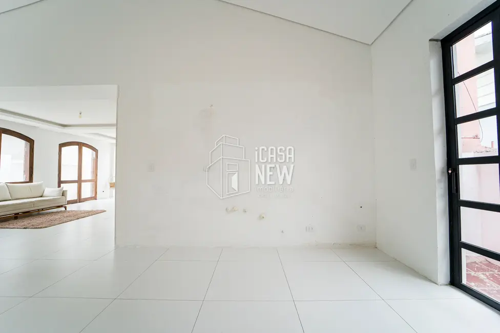 Foto 8 de Sobrado com 4 quartos à venda, 220m2 em Seminário, Curitiba - PR