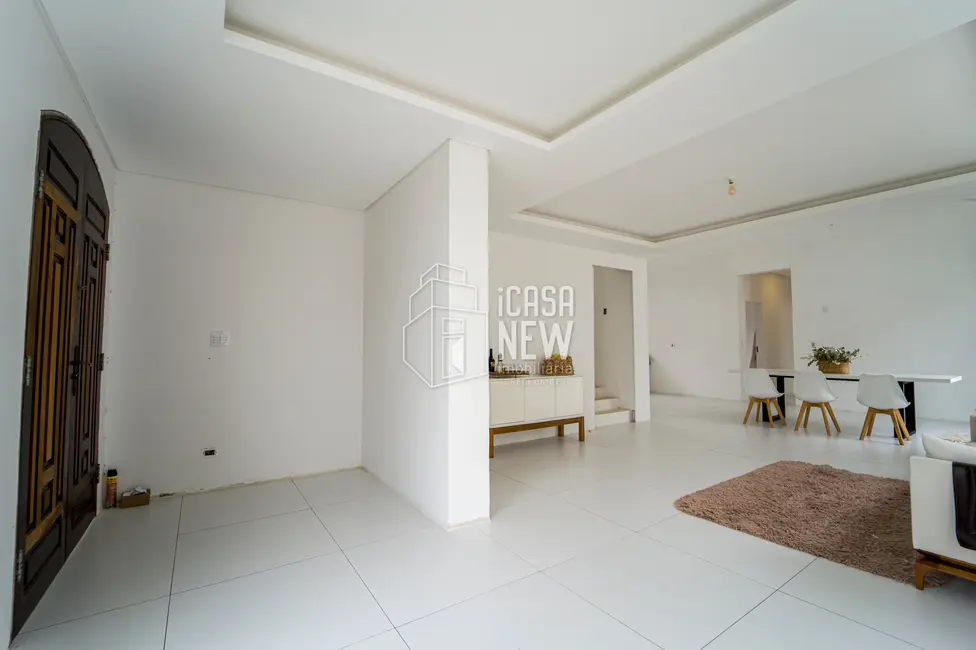 Foto 5 de Sobrado com 4 quartos à venda, 220m2 em Seminário, Curitiba - PR