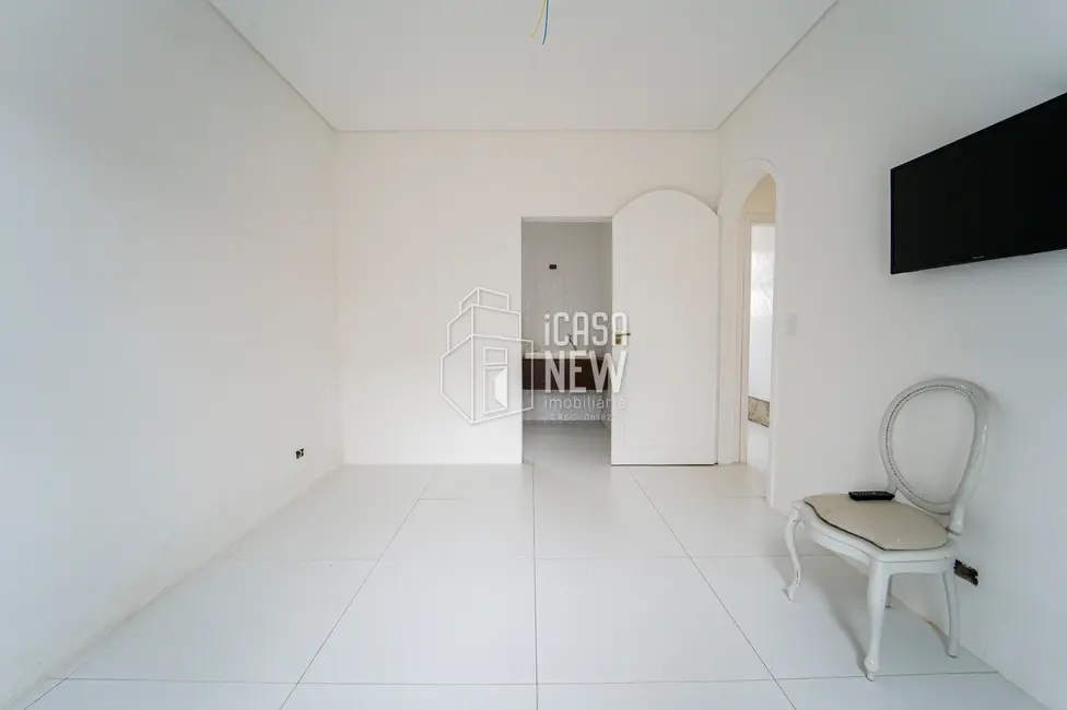 Foto 9 de Sobrado com 4 quartos à venda, 220m2 em Seminário, Curitiba - PR