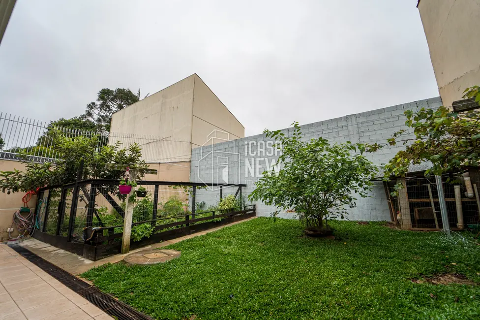 Casa com 5 quartos à venda, 406m2 em São Domingos, Sao Jose Dos Pinhais - PR - imagem 4 Foto 4 de Casa com 5 quartos à venda, 406m2 em São Domingos, Sao Jose Dos Pinhais - PR