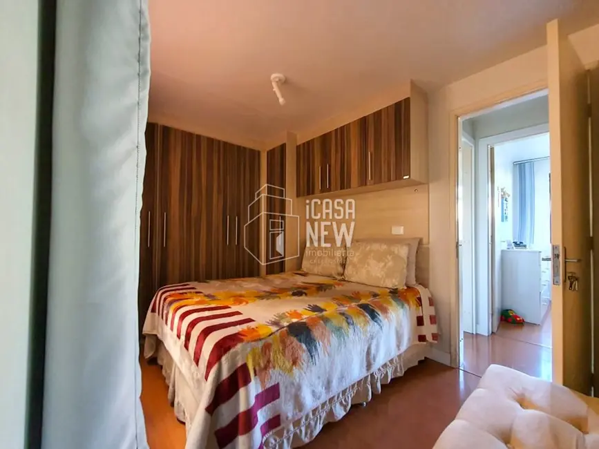 Foto 6 de Apartamento com 3 quartos à venda, 52m2 em Fazendinha, Curitiba - PR