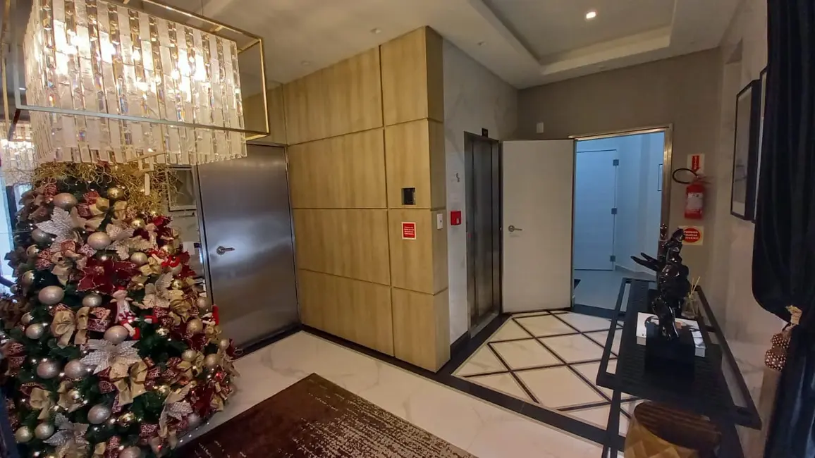 Foto 3 de Apartamento com 3 quartos à venda, 136m2 em Centro, Balneario Camboriu - SC