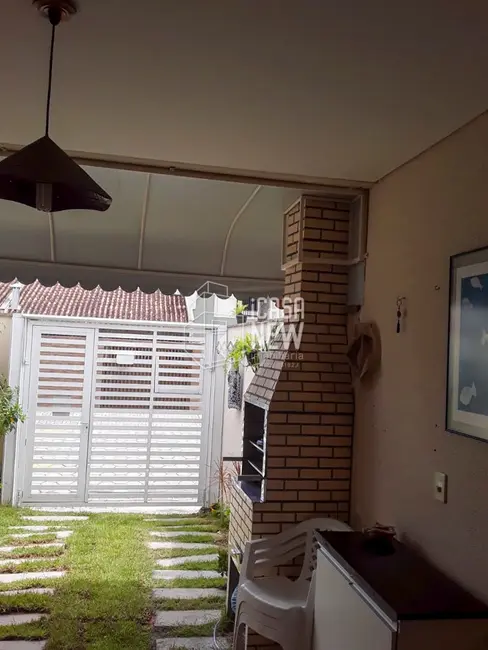 Foto 2 de Sobrado com 2 quartos à venda, 70m2 em Paraiso - SC