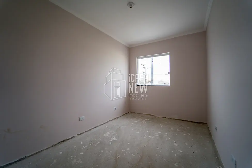 Sobrado com 2 quartos à venda, 70m2 em Sítio Cercado, Curitiba - PR - imagem 9 Foto 9 de Sobrado com 2 quartos à venda, 70m2 em Sítio Cercado, Curitiba - PR