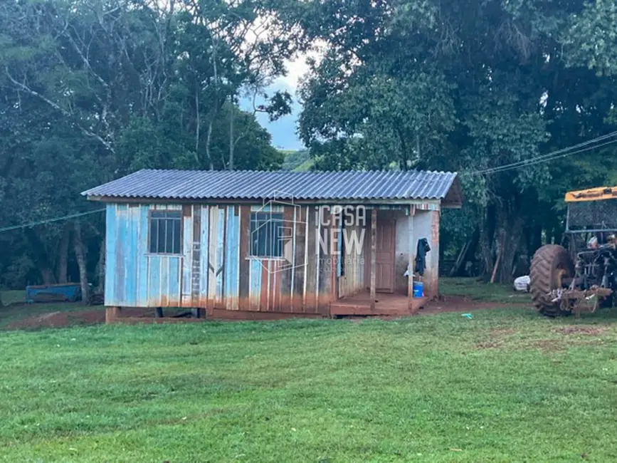 Foto 5 de Fazenda / Haras à venda, 90m2 em Goioxim - PR