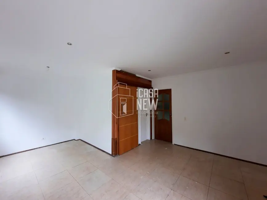 Foto 9 de Sobrado com 3 quartos à venda, 170m2 em Xaxim, Curitiba - PR