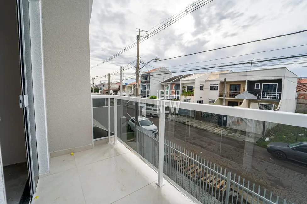 Foto 13 de Sobrado com 3 quartos à venda, 90m2 em Sítio Cercado, Curitiba - PR