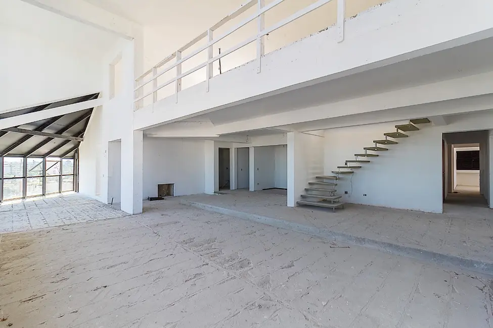 Apartamento com 5 quartos à venda, 645m2 em Vila Izabel, Curitiba - PR - imagem 5 Foto 5 de Apartamento com 5 quartos à venda, 645m2 em Vila Izabel, Curitiba - PR