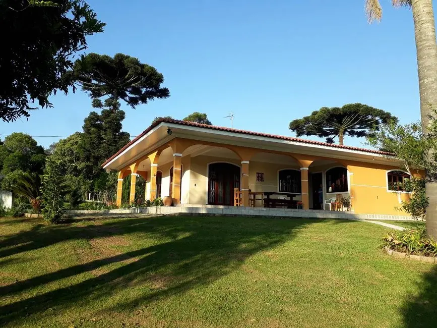 Chácara com 7 quartos à venda, 200m2 em Umbará, Curitiba - PR - imagem 8 Foto 8 de Chácara com 7 quartos à venda, 200m2 em Umbará, Curitiba - PR