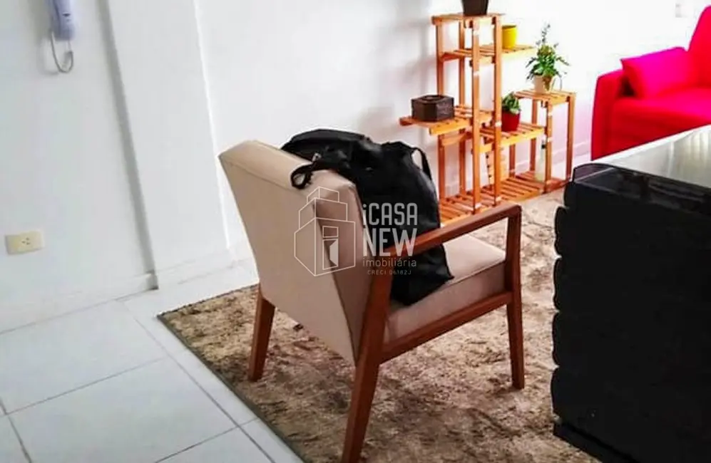 Foto 3 de Apartamento com 2 quartos à venda, 82m2 em Centro Cívico, Curitiba - PR