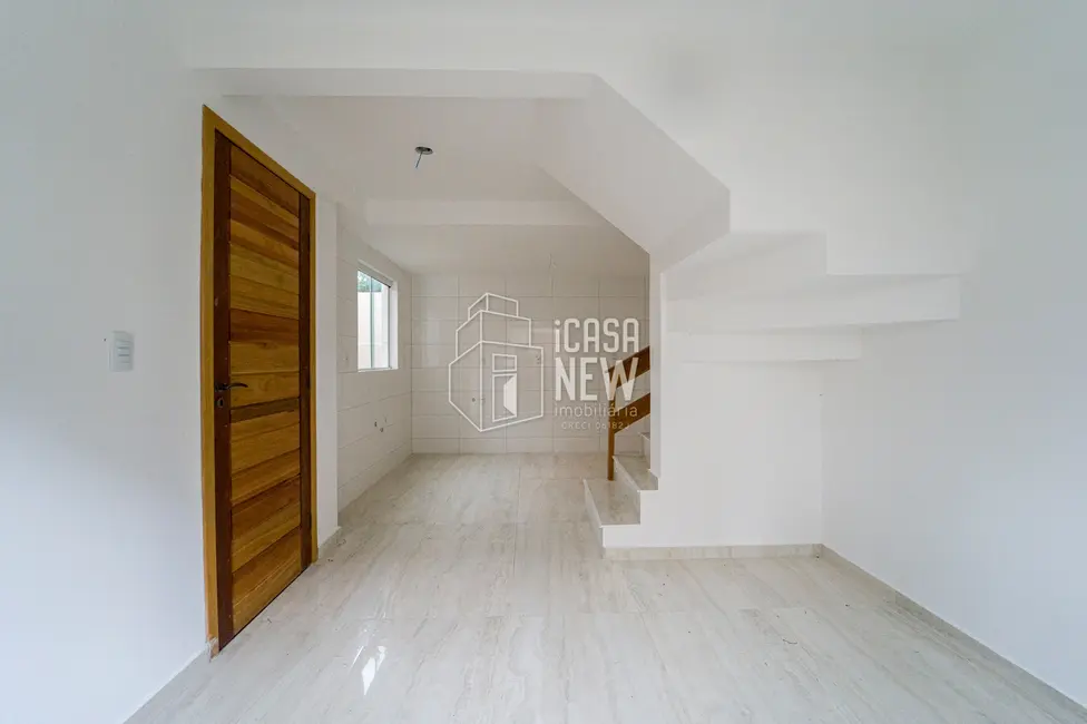 Foto 2 de Sobrado com 3 quartos à venda, 64m2 em Alto Boqueirão, Curitiba - PR