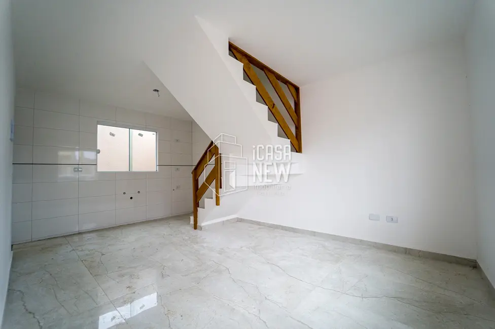 Sobrado com 3 quartos à venda, 70m2 em Alto Boqueirão, Curitiba - PR - imagem 2 Foto 2 de Sobrado com 3 quartos à venda, 70m2 em Alto Boqueirão, Curitiba - PR