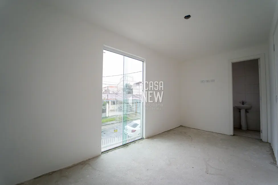 Sobrado com 3 quartos à venda, 70m2 em Alto Boqueirão, Curitiba - PR - imagem 4 Foto 4 de Sobrado com 3 quartos à venda, 70m2 em Alto Boqueirão, Curitiba - PR