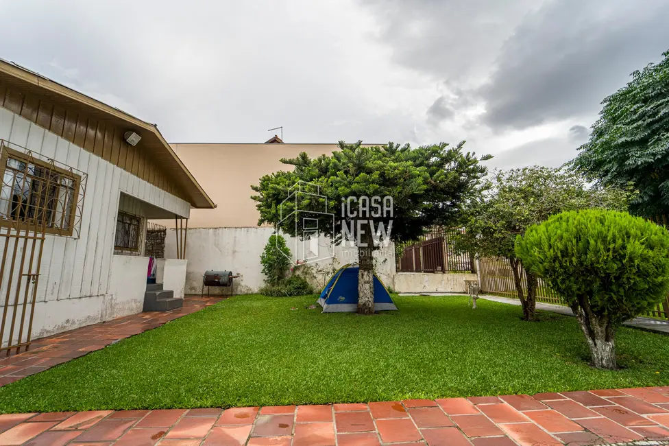 Foto 2 de Casa com 3 quartos à venda, 60m2 em Xaxim, Curitiba - PR