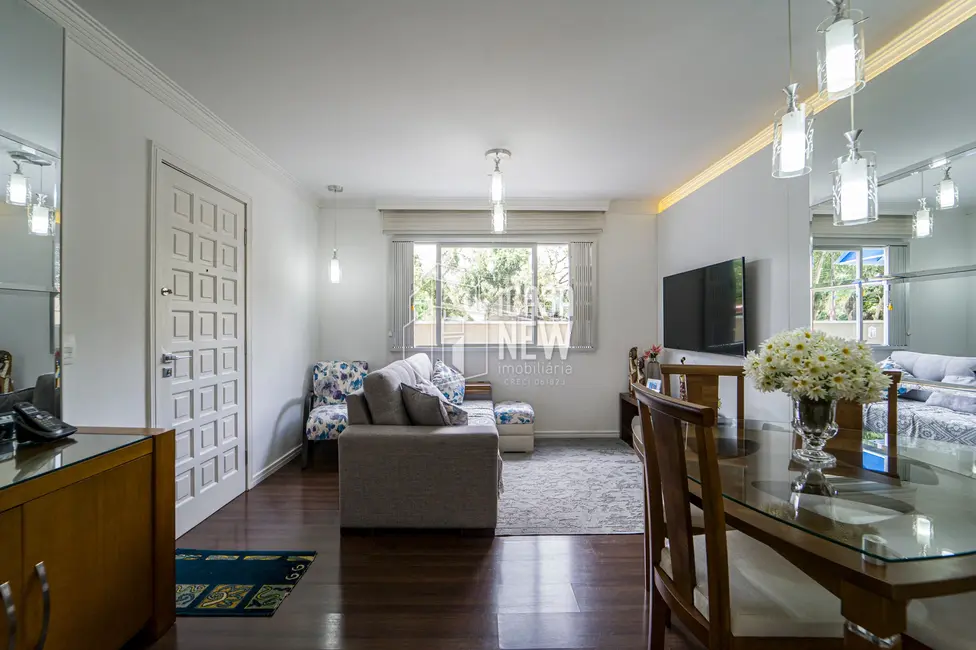 Foto 2 de Apartamento com 3 quartos à venda, 53m2 em Portão, Curitiba - PR